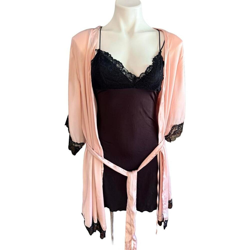 Pink Robe with Black Lace Trim and Black Chemise 2 Piece Set Sz S - Picture 2 of 8
